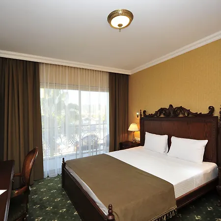 Augusto Boutique & Hotel 5*