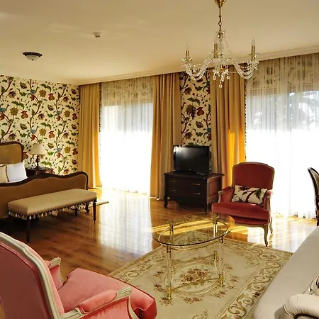 Augusto Boutique Hotel&spa 5* Konaklı