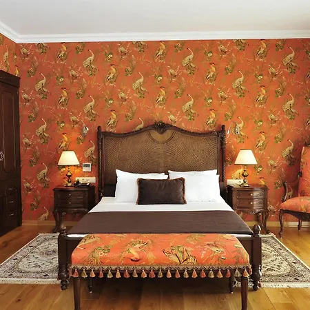 Augusto Boutique & 4*