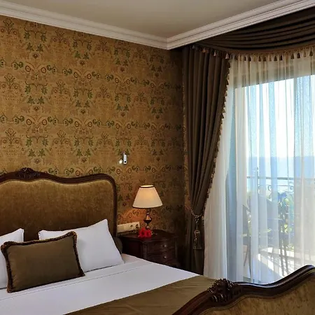Hotel Augusto Boutique & Konakli